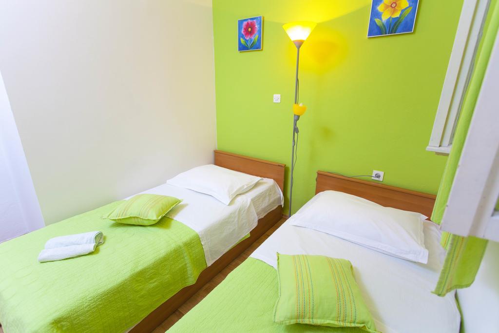 Carolija Apartment Makarska Cameră foto